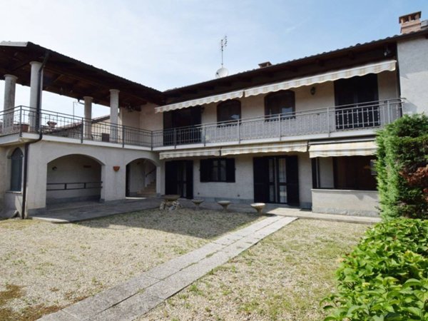 casa indipendente in vendita a Vigone