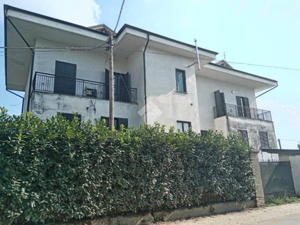 casa indipendente in vendita a Vigone