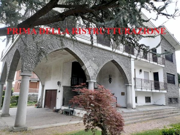 casa indipendente in vendita a Vigone