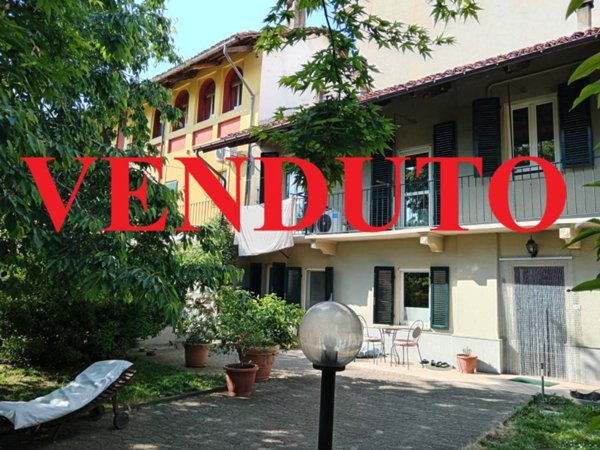 casa indipendente in vendita a Vigone