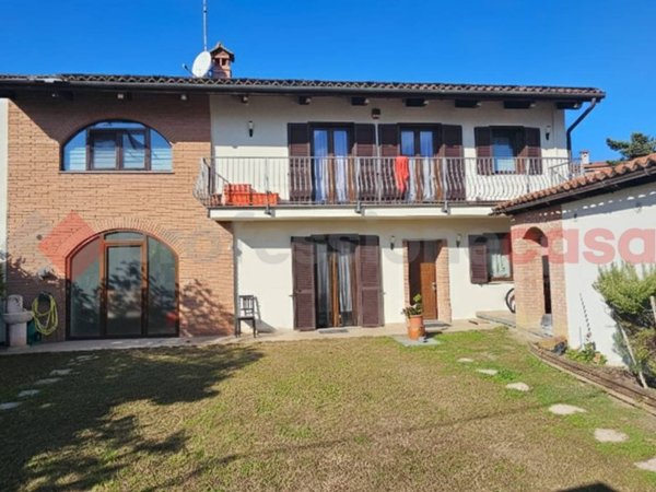 casale in vendita a Vigone