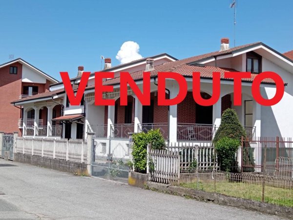 casa indipendente in vendita a Vigone