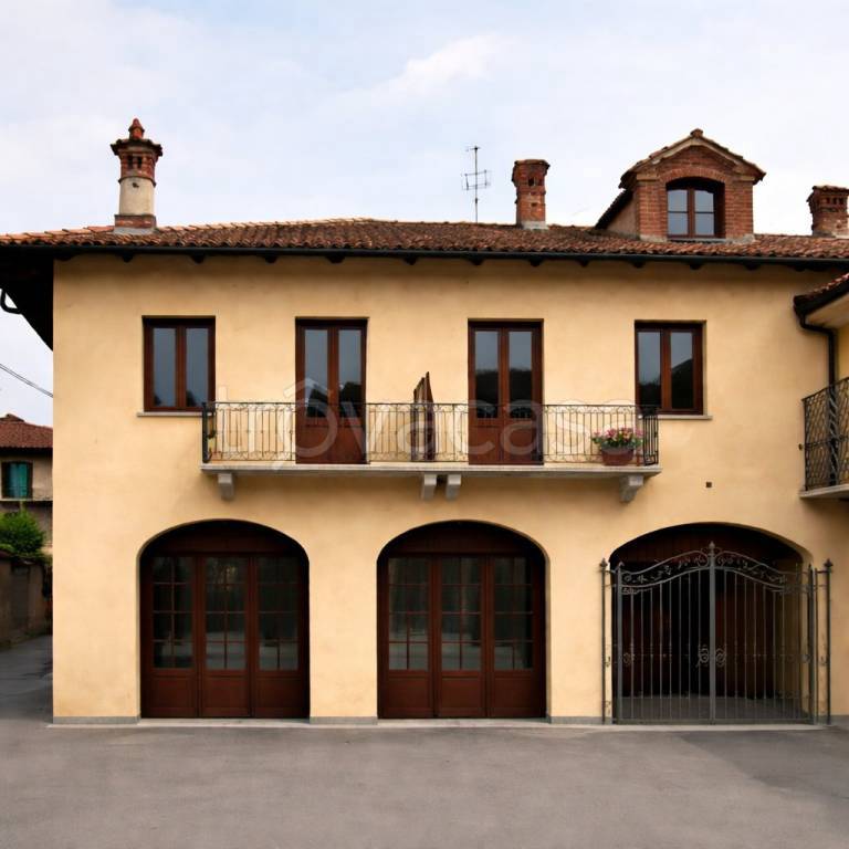 casa indipendente in vendita a Vigone