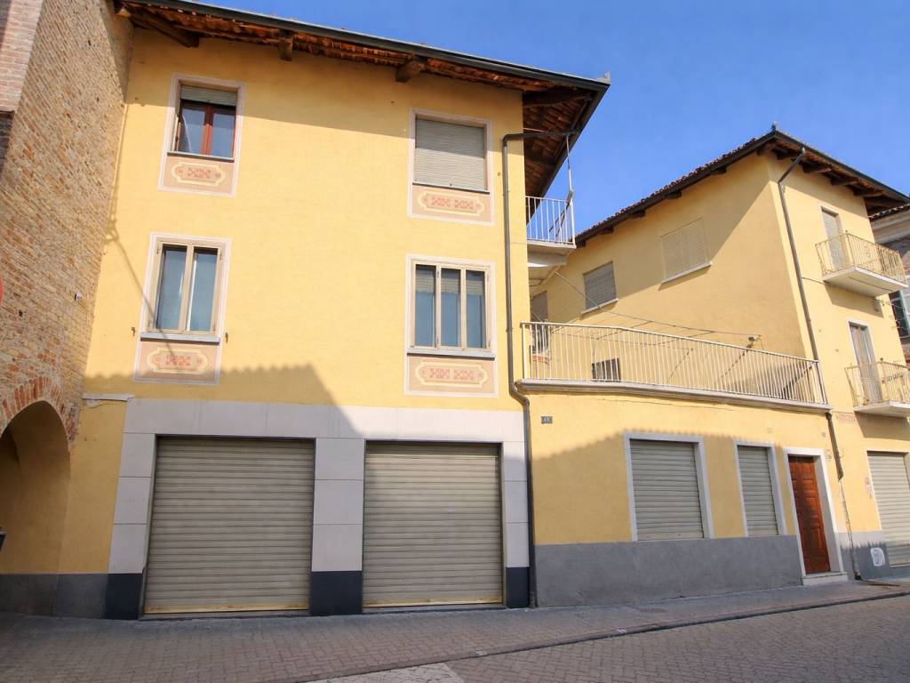 intera palazzina in vendita a Vigone
