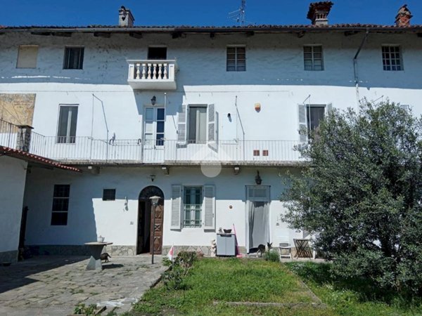 casa indipendente in vendita a Vigone