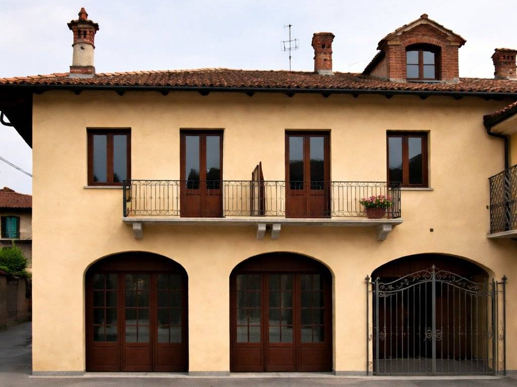 locale commerciale in vendita a Vigone