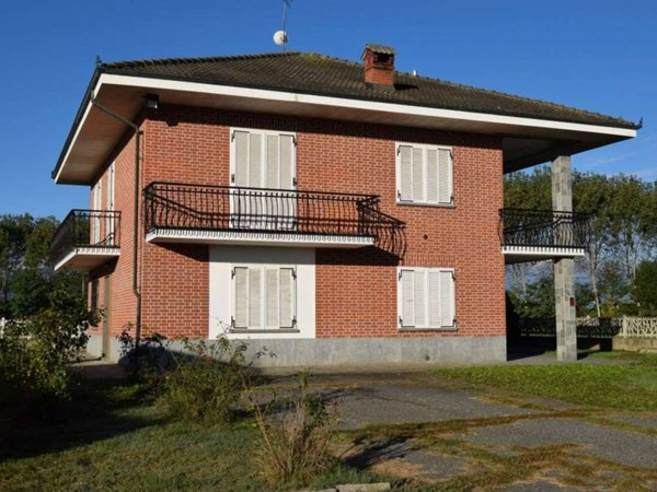casa indipendente in vendita a Vigone