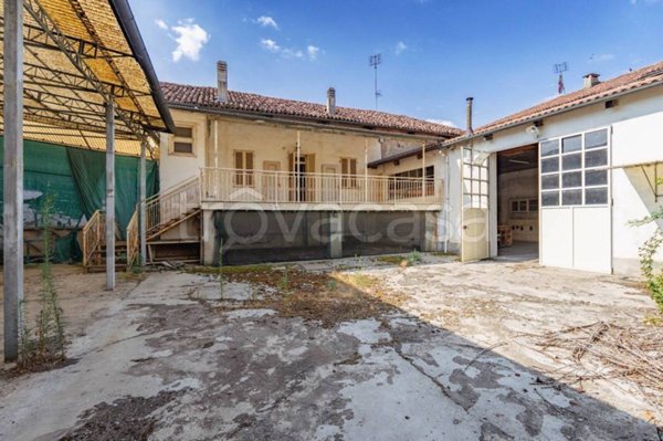 casa indipendente in vendita a Vigone
