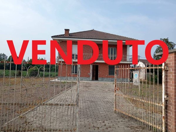 casa indipendente in vendita a Vigone in zona Trepellice