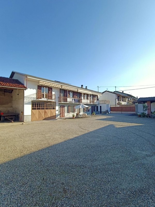 casa indipendente in vendita a Villafranca Piemonte