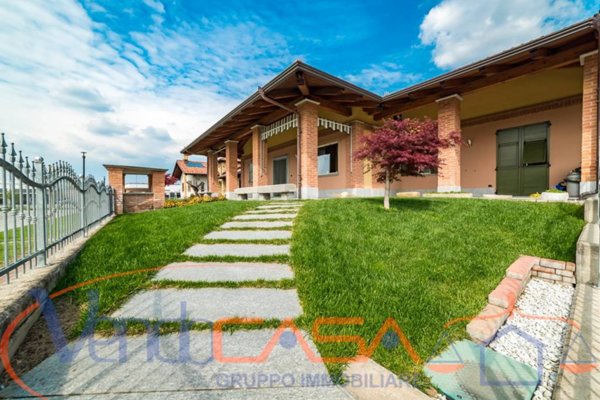 casa indipendente in vendita a Villafranca Piemonte