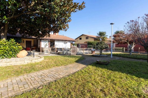 casa indipendente in vendita a Villafranca Piemonte