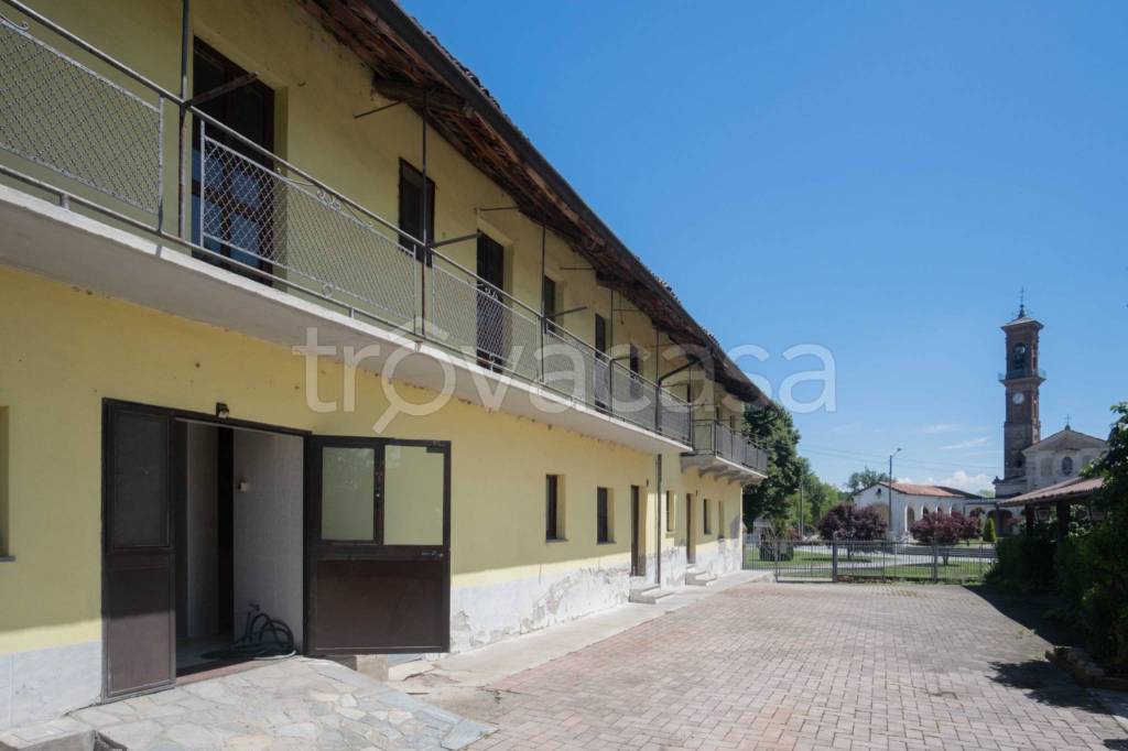 negozio in vendita a Villafranca Piemonte