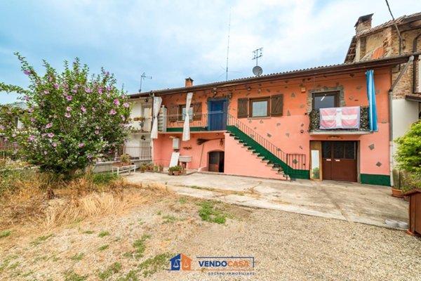 casa indipendente in vendita a Villafranca Piemonte