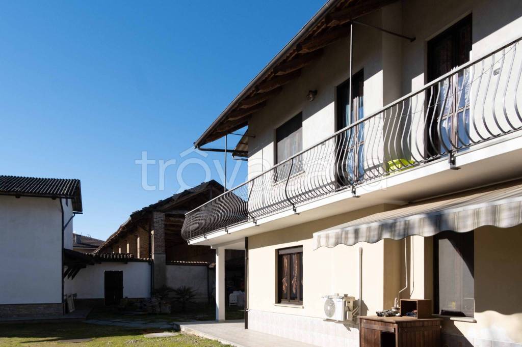 casa indipendente in vendita a Villafranca Piemonte