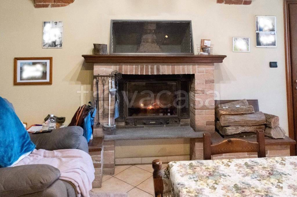 casa indipendente in vendita a Villafranca Piemonte