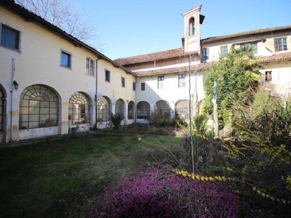 locale di sgombero in vendita a Villafranca Piemonte