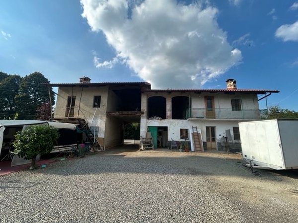 casale in vendita a Villafranca Piemonte
