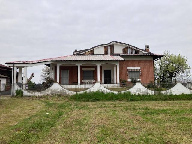 casa indipendente in vendita a Villafranca Piemonte