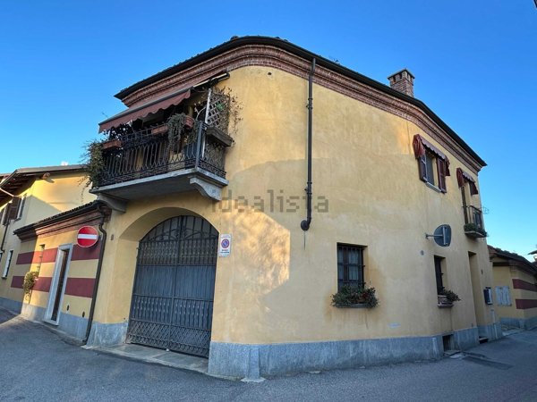 casa indipendente in vendita a Villafranca Piemonte