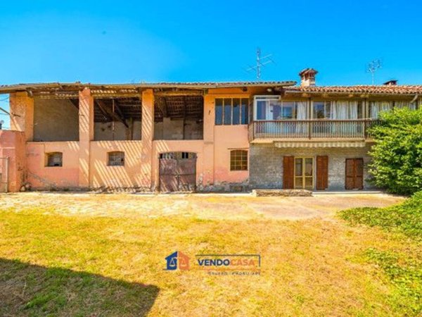 casa indipendente in vendita a Villafranca Piemonte