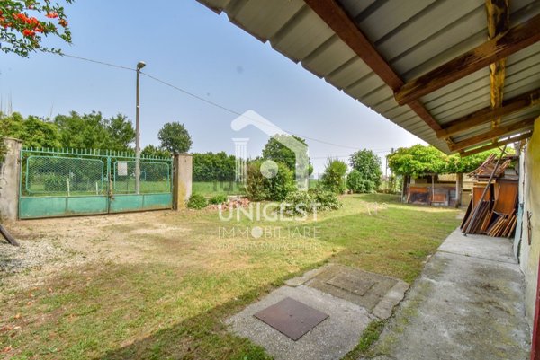 casa indipendente in vendita a Villafranca Piemonte