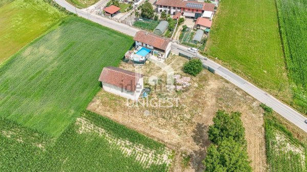 casa indipendente in vendita a Villafranca Piemonte
