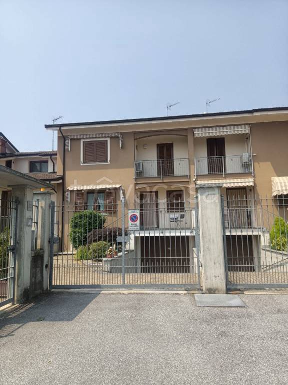 casa indipendente in vendita a Villafranca Piemonte