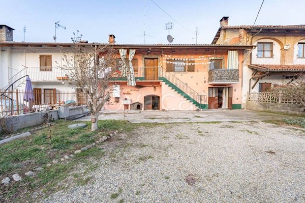 casa indipendente in vendita a Villafranca Piemonte