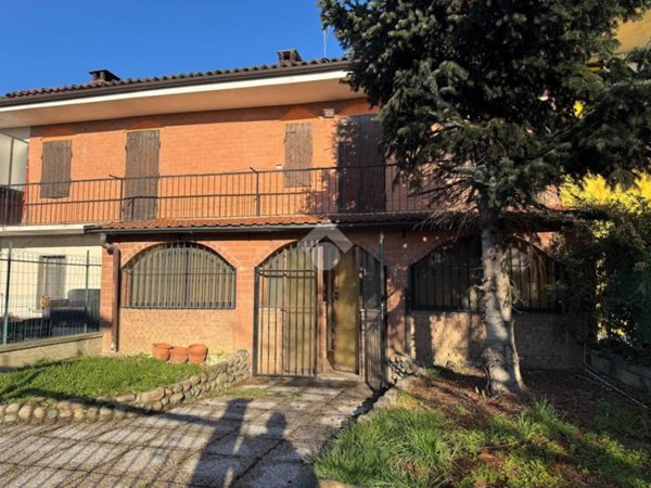 casa indipendente in vendita a Villafranca Piemonte
