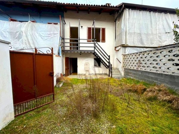 casa indipendente in vendita a Villafranca Piemonte