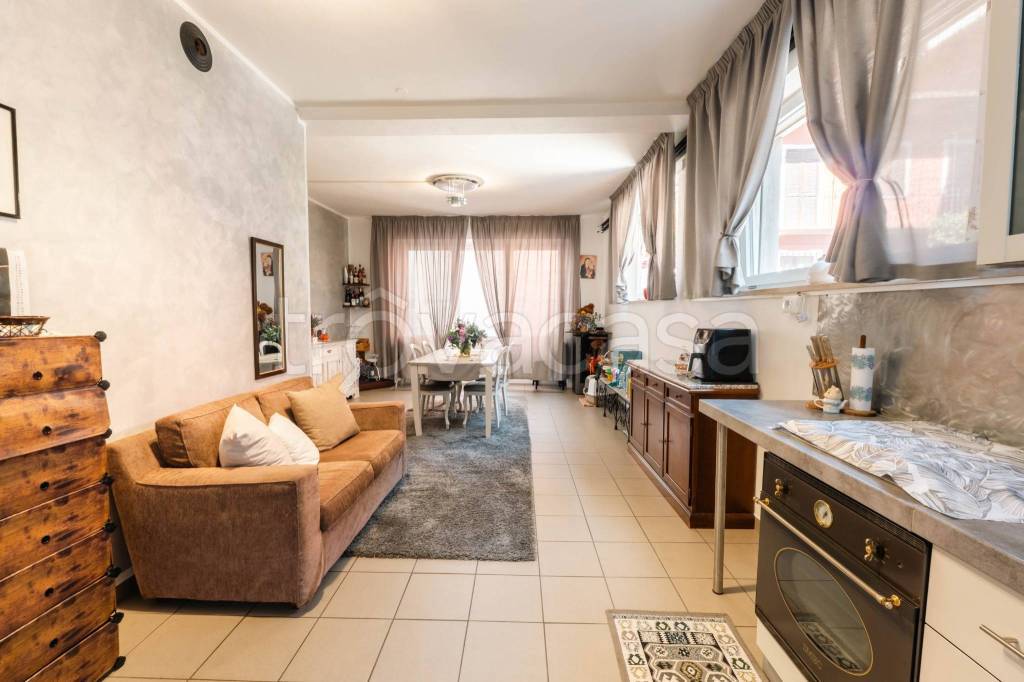 casa indipendente in vendita a Villafranca Piemonte