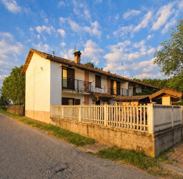 casa indipendente in vendita a Villafranca Piemonte