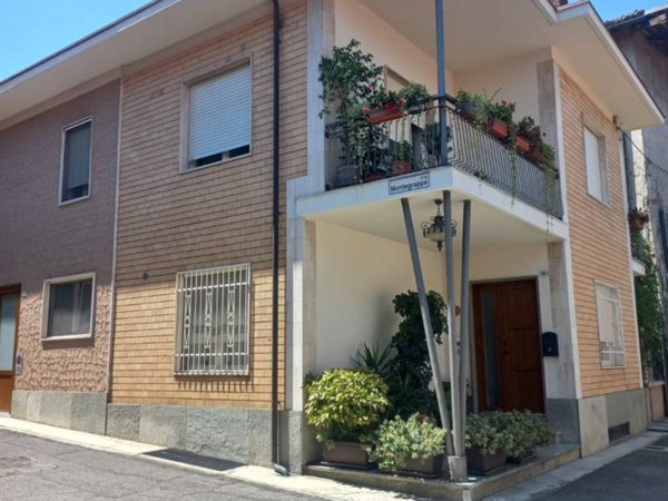 casa indipendente in vendita a Villafranca Piemonte