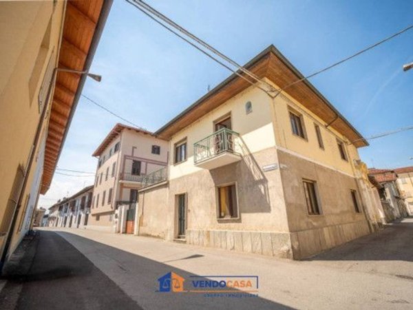 casa indipendente in vendita a Villafranca Piemonte