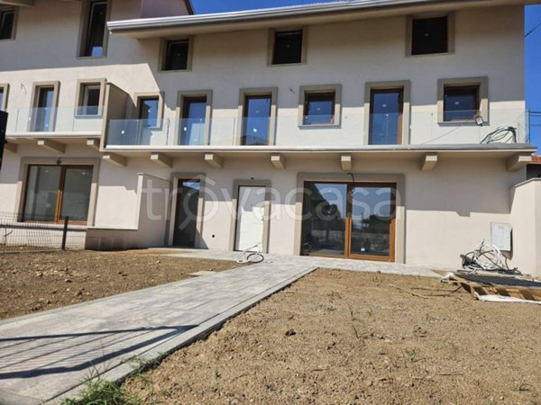 casa indipendente in vendita a Villanova Canavese