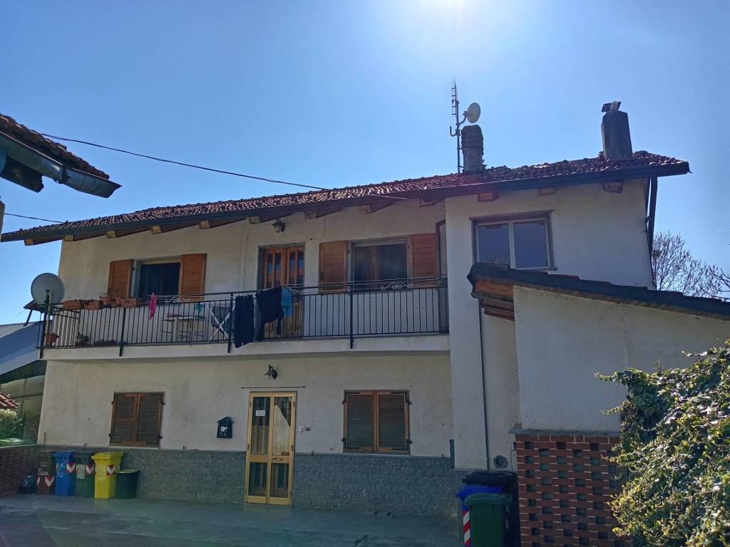 casa indipendente in vendita a Villanova Canavese