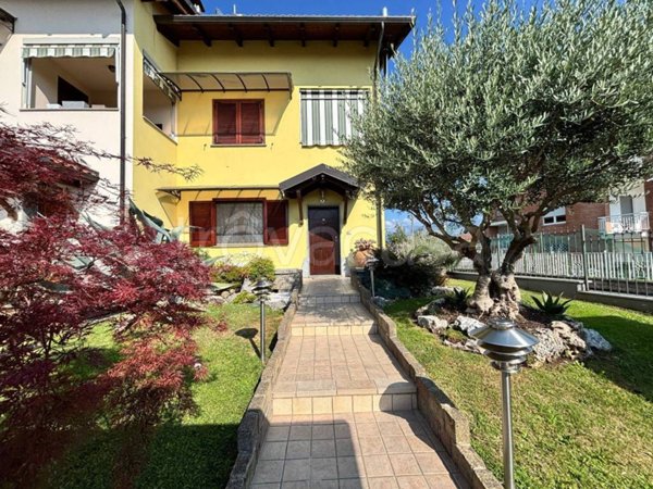 casa indipendente in vendita a Villanova Canavese