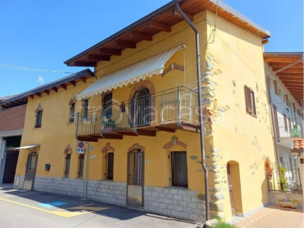 casa indipendente in vendita a Villanova Canavese