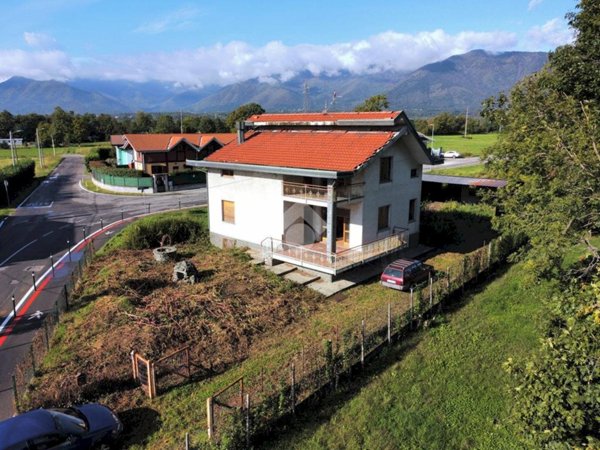 casa indipendente in vendita a Villanova Canavese