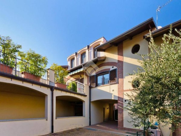 casa indipendente in vendita a Villarbasse in zona Roncaglia