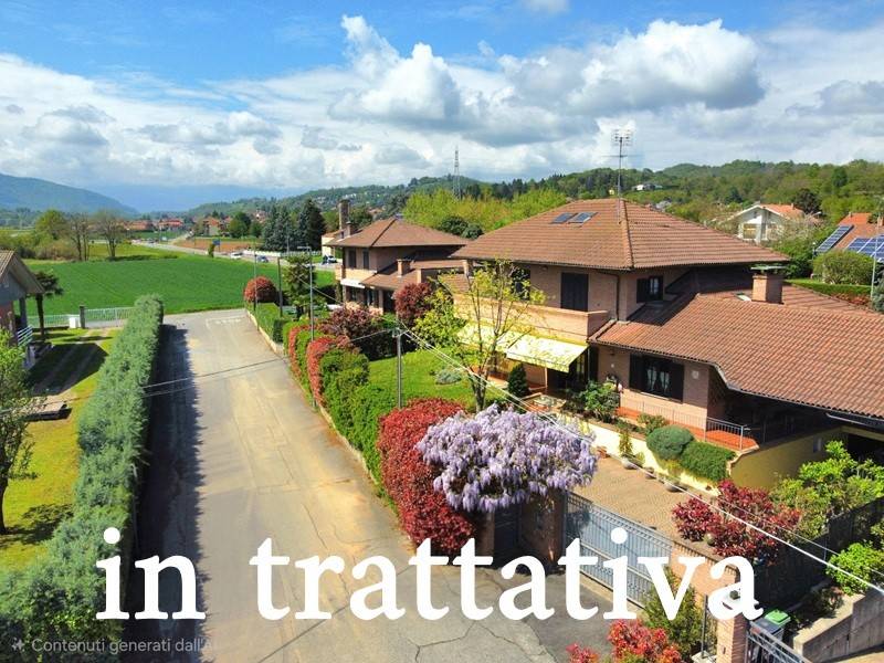 casa indipendente in vendita a Villarbasse in zona Corbiglia