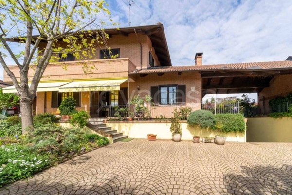 casa indipendente in vendita a Villarbasse in zona Corbiglia