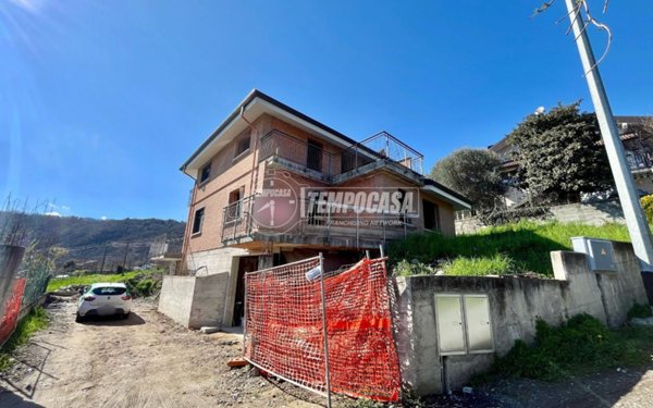 casa indipendente in vendita a Villar Dora