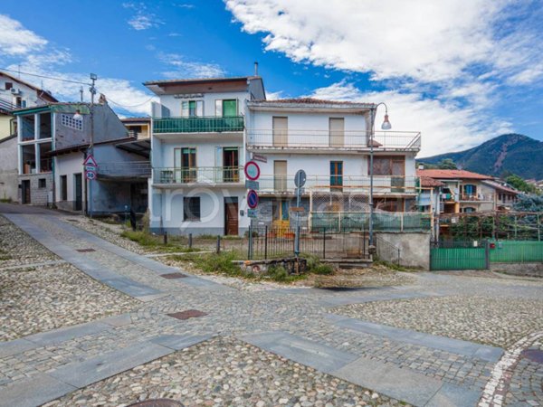 casa indipendente in vendita a Villar Dora in zona Merlo