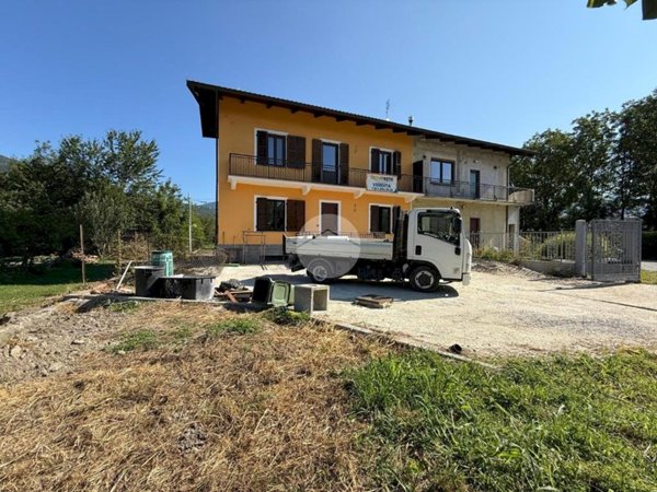 casa indipendente in vendita a Villar Dora