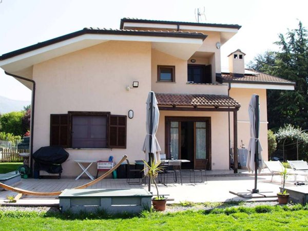 casa indipendente in vendita a Villar Dora