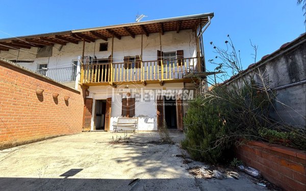 casa indipendente in vendita a Villareggia