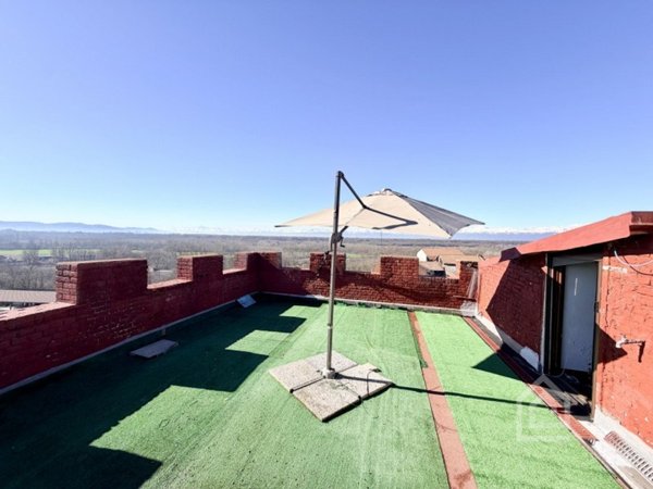 appartamento in vendita a Villareggia in zona Rocca