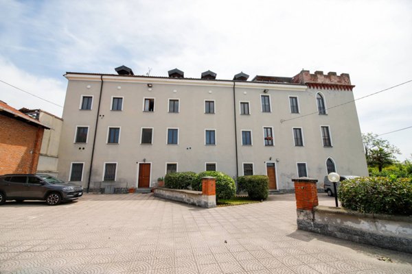appartamento in vendita a Villareggia in zona Rocca